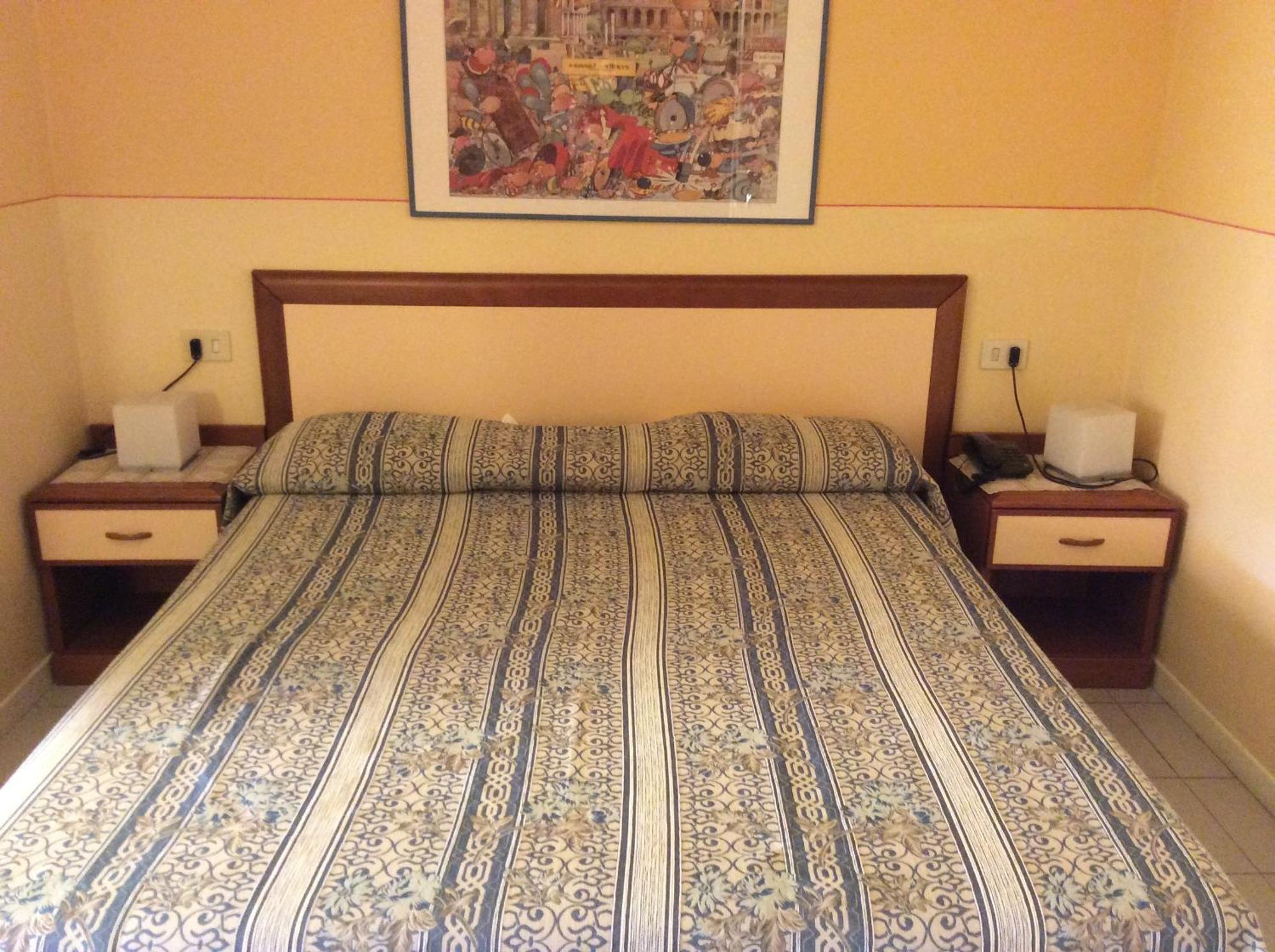 Hotel Le Ginestre Camaiore Bagian luar foto