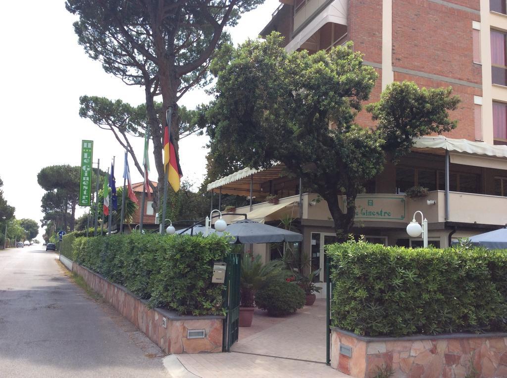 Hotel Le Ginestre Camaiore Bagian luar foto