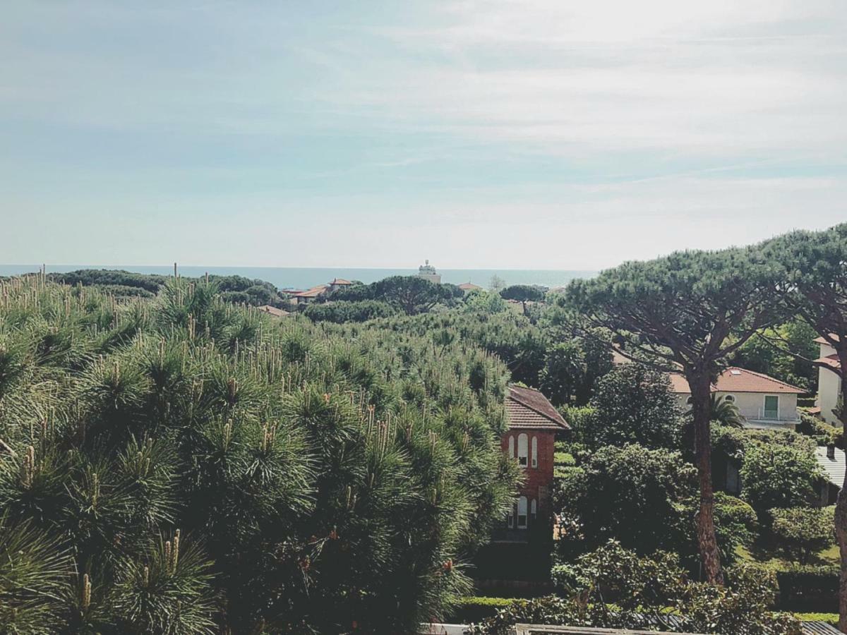 Hotel Le Ginestre Camaiore Bagian luar foto